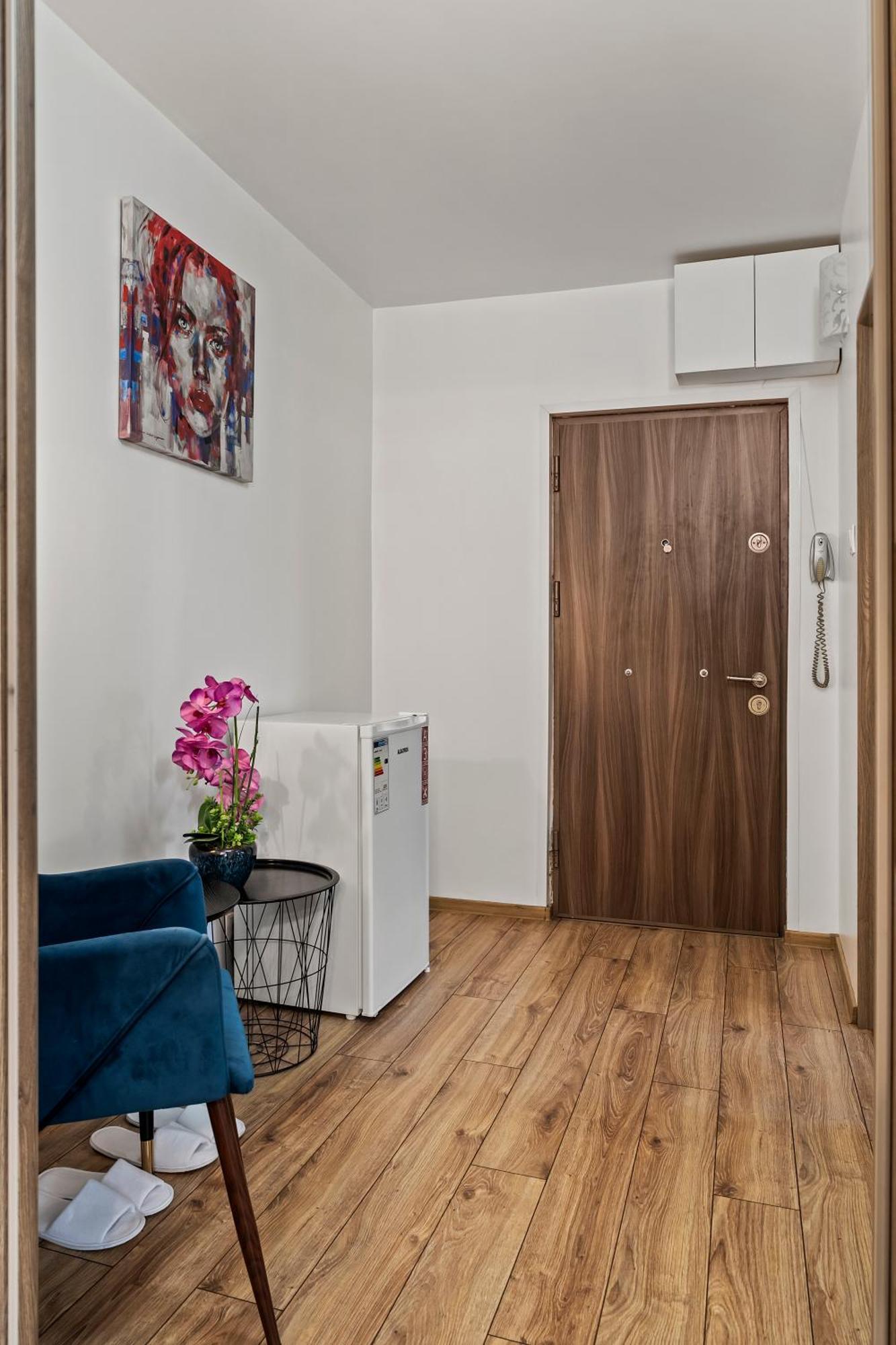 Garsoniera De Lux Si Eleganta Drumul Taberei 부쿠레슈티 외부 사진